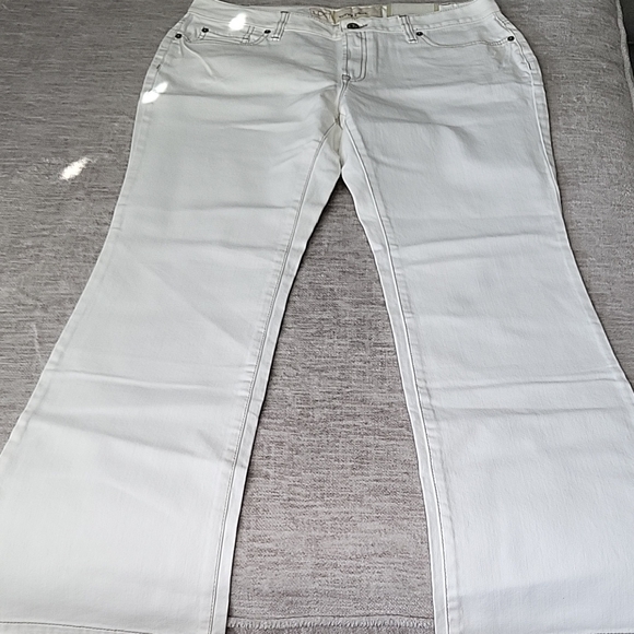 LOFT Denim - LOFT Women's White Boot Cut Jeans